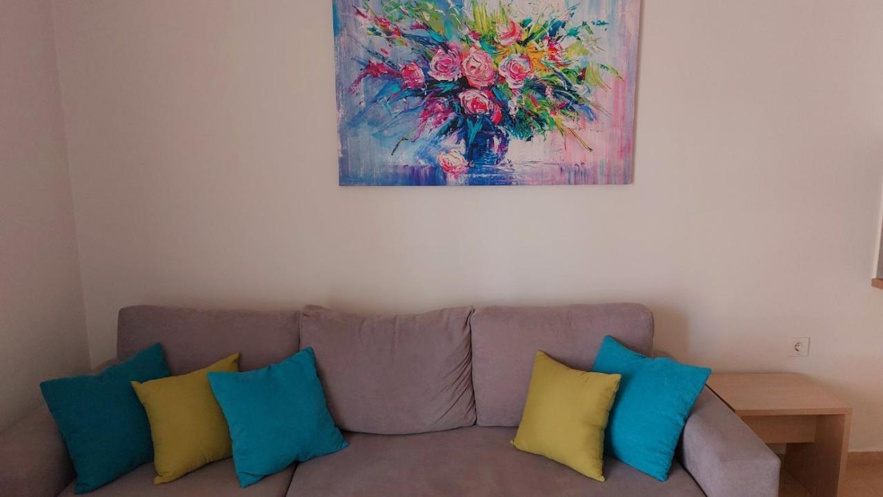 Central Apartment Near The Beach With Huge Private Terrace ルートラキ エクステリア 写真